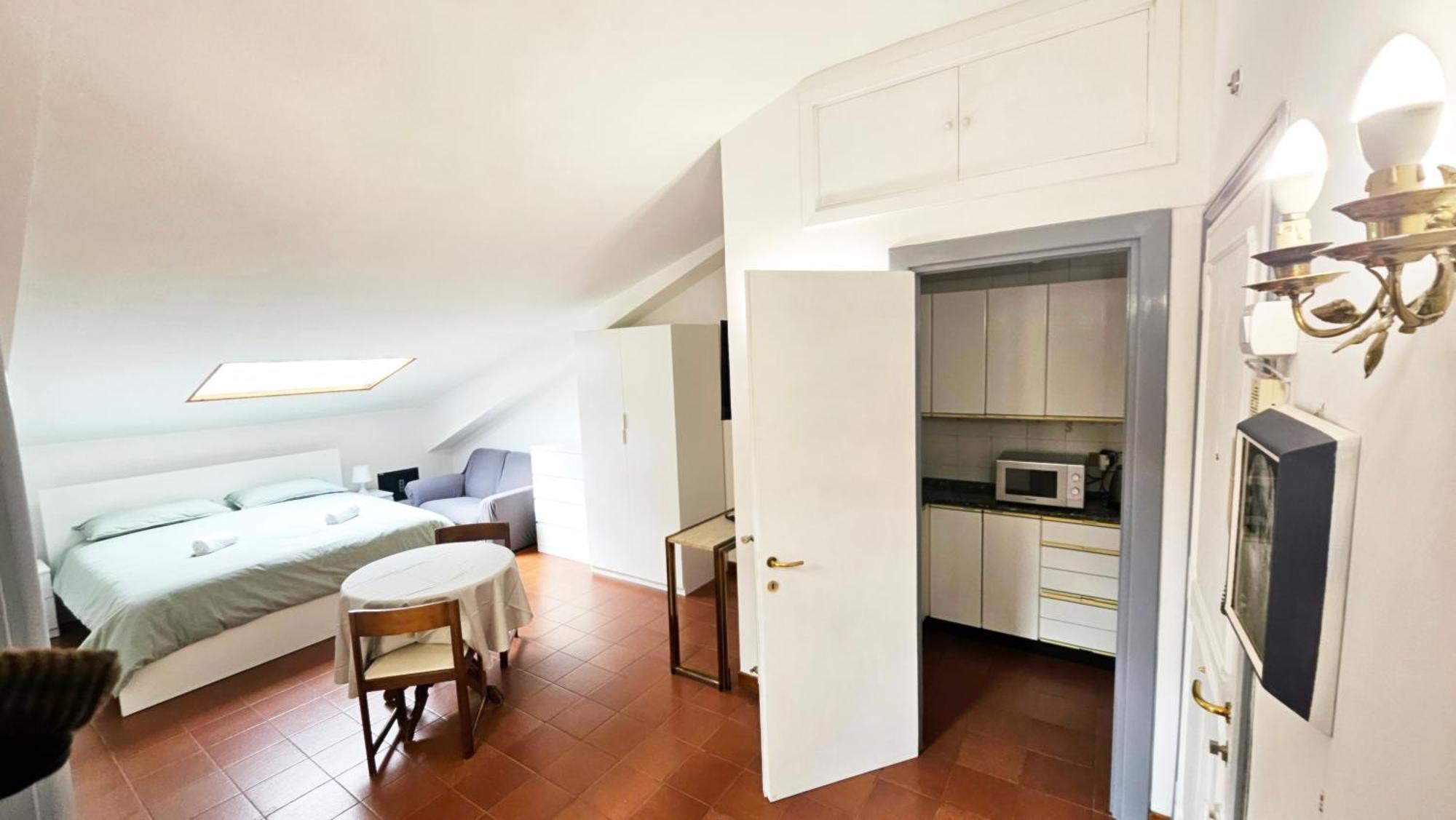 Air Conditioned Little Penthouse With Terrace In Rome Apartamento *